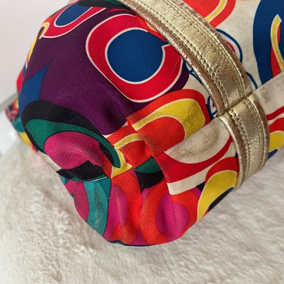 Coach Poppy Shoulder Bag GUC - Picture 9 of 16